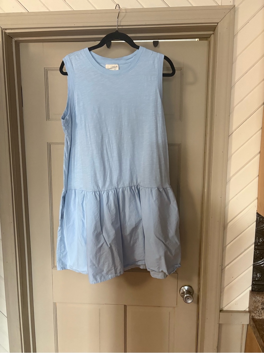 Universal Thread Light Blue Sleeveless Tiered Midi Dress